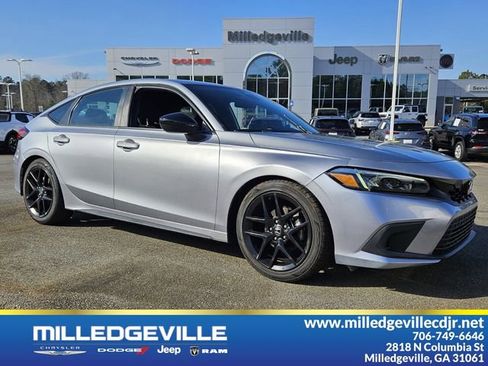 Used 2023 Honda Civic Sport image 1