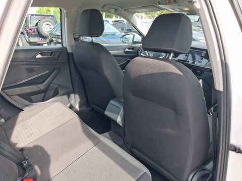 Certified 2024 Volkswagen Jetta S FWD image 20