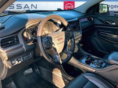Used 2022 GMC Acadia AT4 w/ Technology Package image 14