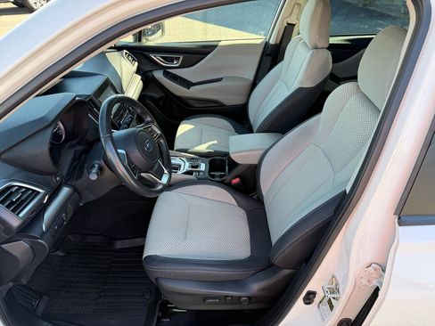 Used 2021 Subaru Forester Premium image 11