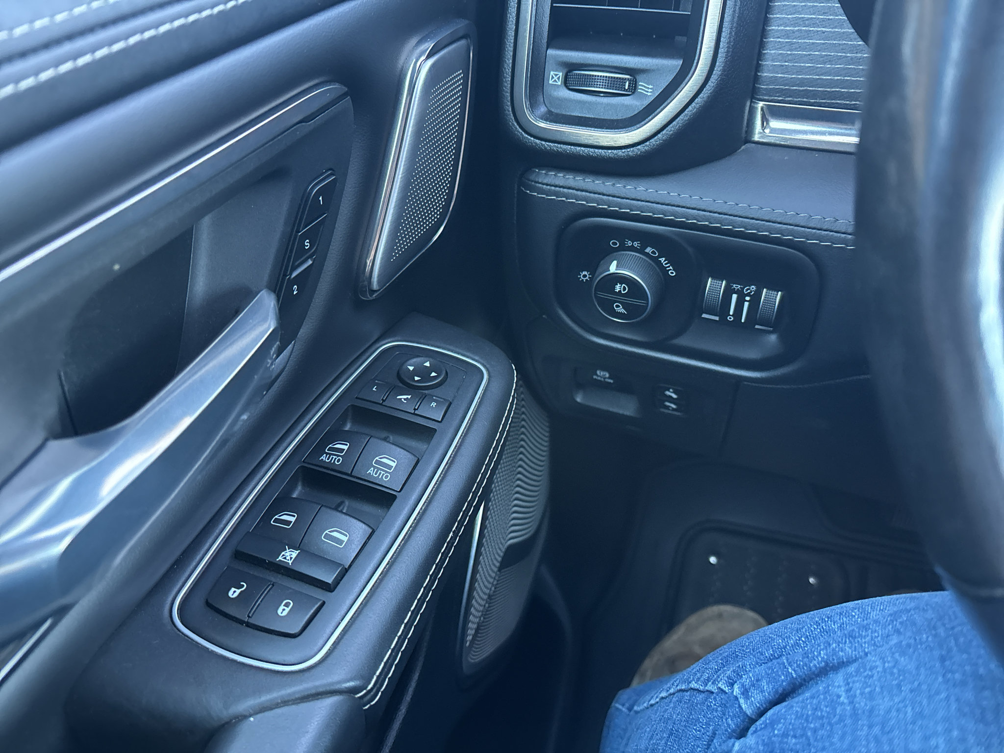 Used 2020 RAM 1500 Limited AWD/4WD image 26