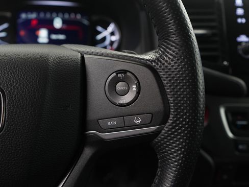 Used 2024 Honda Passport EX-L image 18