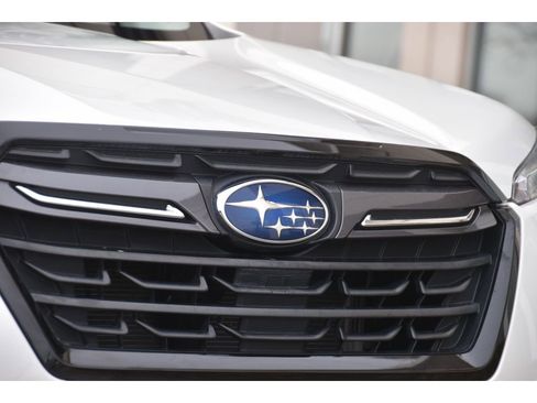 Used 2023 Subaru Forester Touring image 12