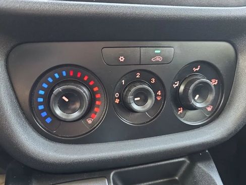 Used 2022 RAM ProMaster City Wagon image 28