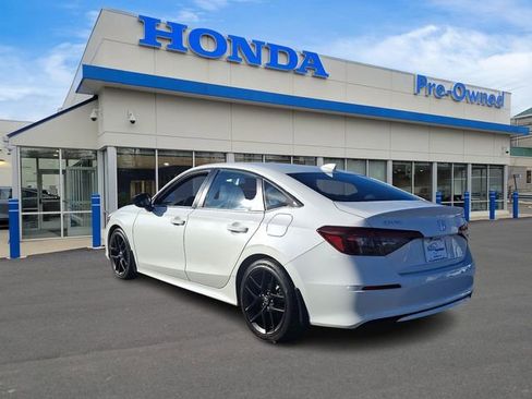 Used 2025 Honda Civic Sport image 6