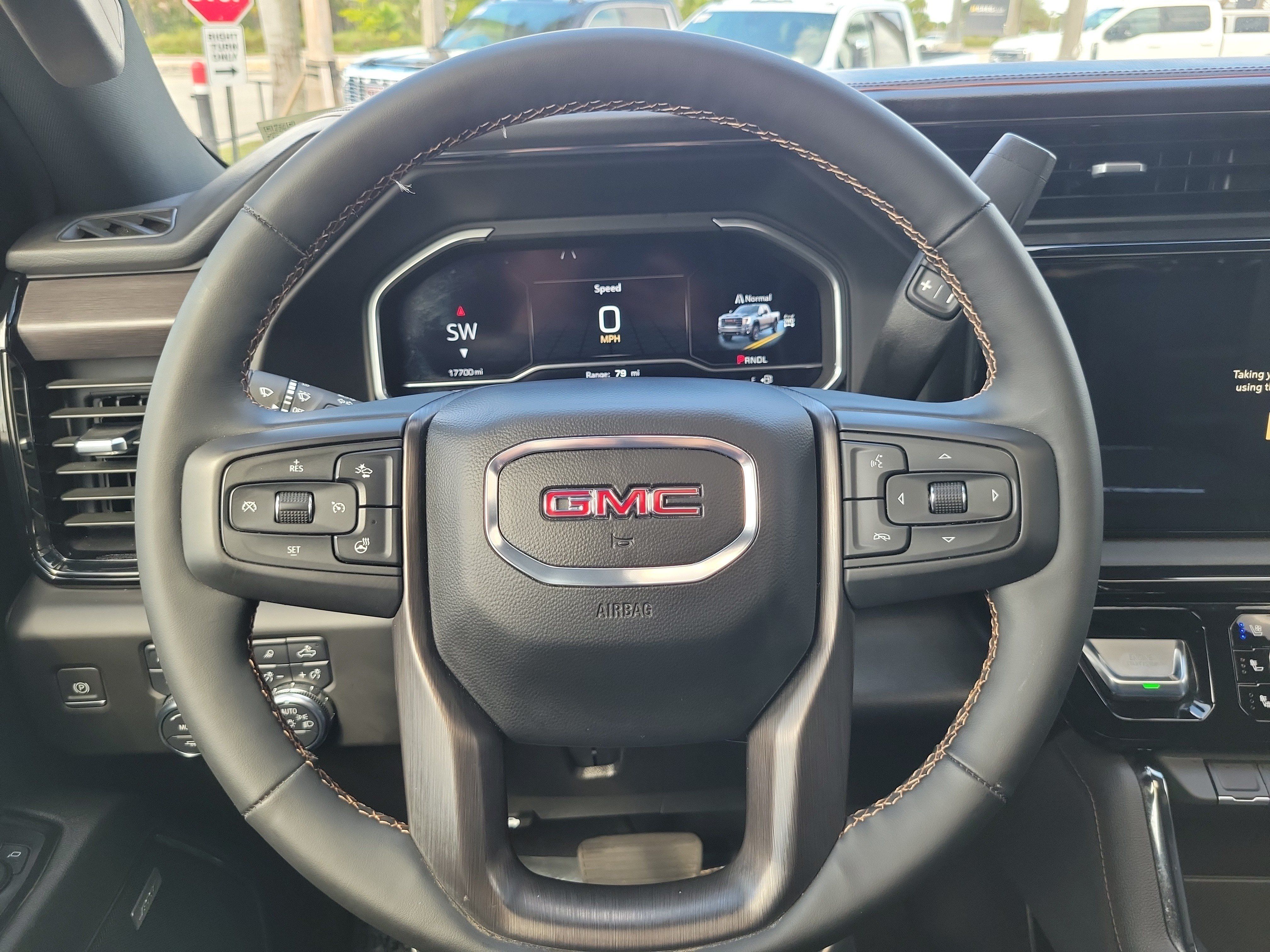Used 2024 GMC Sierra 2500 AT4 w/ AT4 Premium Plus Package AWD/4WD image 17