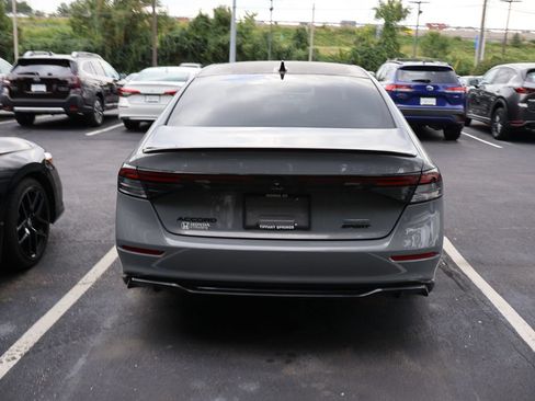 Used 2023 Honda Accord Sport image 6