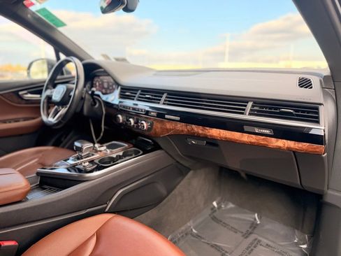 Used 2017 Audi Q7 3.0T Premium Plus image 10