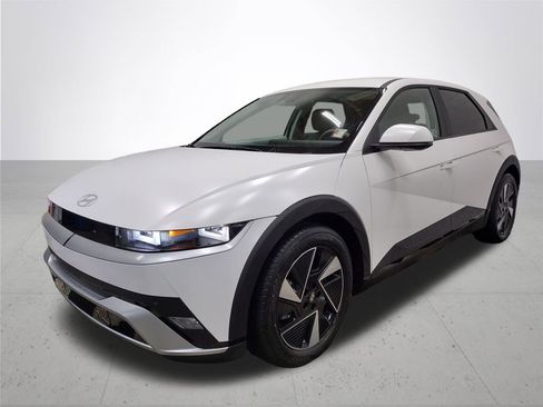 New 2026 Hyundai Ioniq 5 SEL AWD/4WD image 2