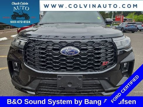 Used 2025 Ford Explorer ST w/ Sun And Sound Package AWD/4WD image 4