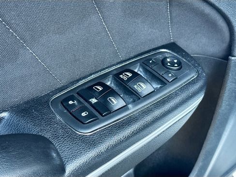 Used 2019 Dodge Charger Scat Pack image 17