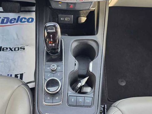 Used 2022 Cadillac XT4 Premium Luxury w/ Safety Alert Package image 17