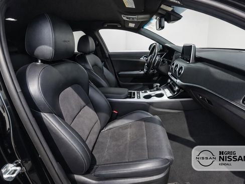 Used 2019 Kia Stinger GT1 AWD/4WD image 10
