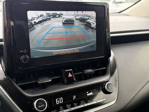 Used 2023 Toyota Corolla LE w/ LE Convenience Package FWD image 34