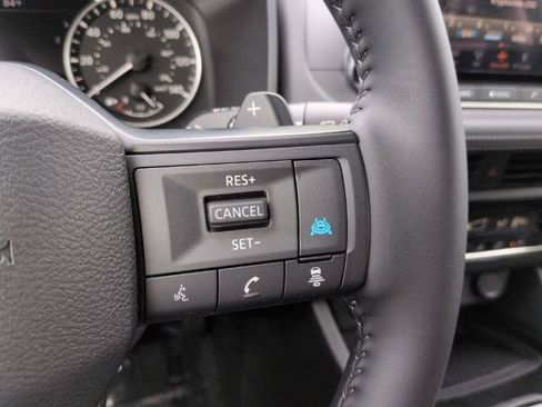 Certified 2026 Nissan Rogue SV FWD image 24
