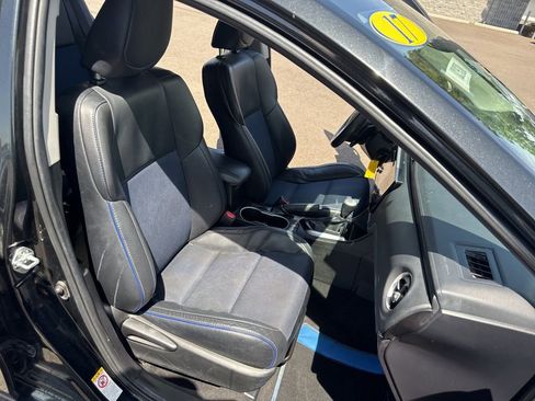 Used 2017 Toyota Corolla SE w/ Carpet Mat Package (TMS) FWD image 14