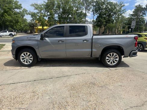 Used 2022 Chevrolet Silverado 1500 Custom w/ LPO, Dark Essentials Package AWD/4WD image 8