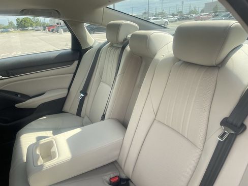 Used 2018 Honda Accord EX-L image 30