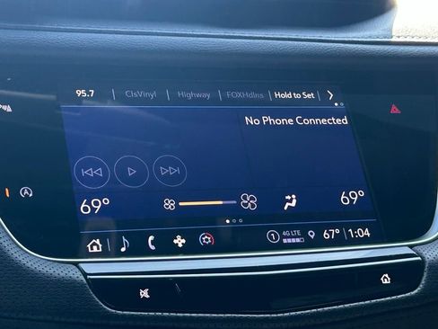 Used 2024 Cadillac XT5 Luxury image 15