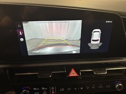 Certified 2025 Kia Niro EX Touring image 22