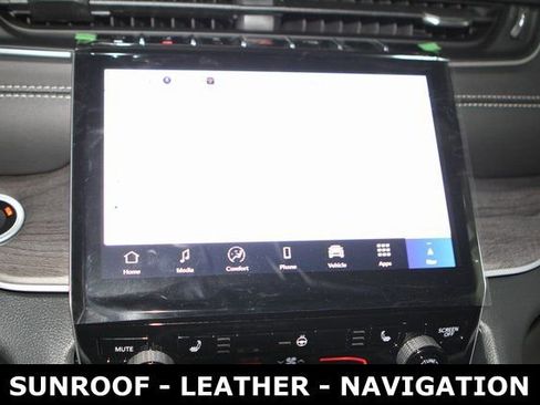 New 2025 Jeep Grand Cherokee Limited image 22