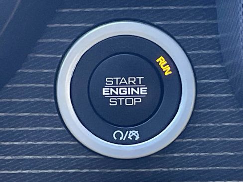 Used 2020 RAM 1500 Limited image 26