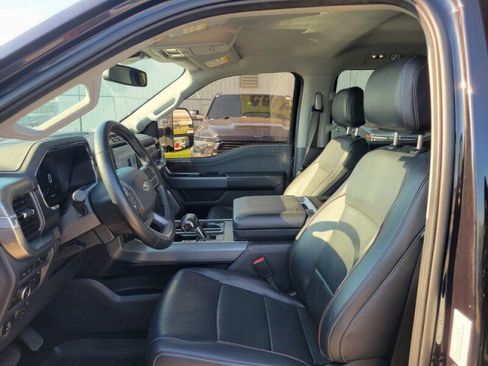 Used 2022 Ford F150 Lariat image 11