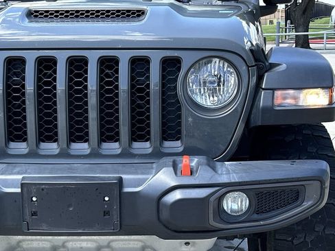 Used 2021 Jeep Gladiator Mojave w/ Trailer Tow Package AWD/4WD image 8