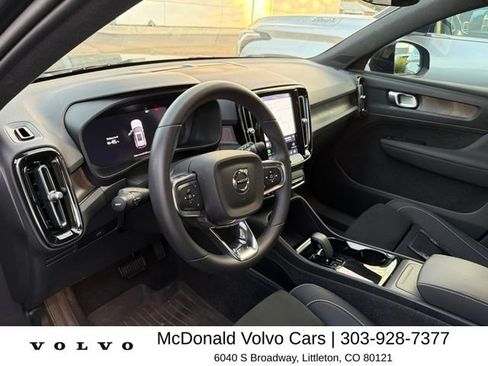 Used 2023 Volvo XC40 Recharge Plus w/ Protection Package Premier AWD/4WD image 4