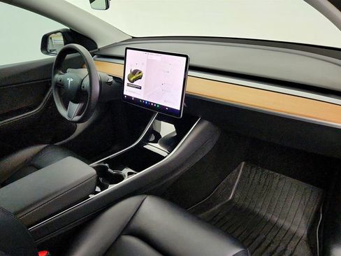 Used 2020 Tesla Model Y Long Range AWD/4WD image 30