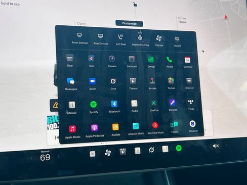 Used 2026 Tesla Model Y Long Range image 26