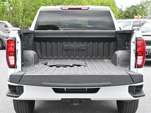 Used 2024 GMC Sierra 1500 Elevation w/ LPO, Elevation Black Package AWD/4WD image 10