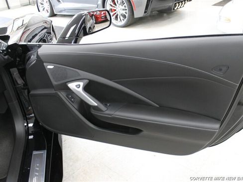 Used 2014 Chevrolet Corvette Stingray Convertible RWD image 33