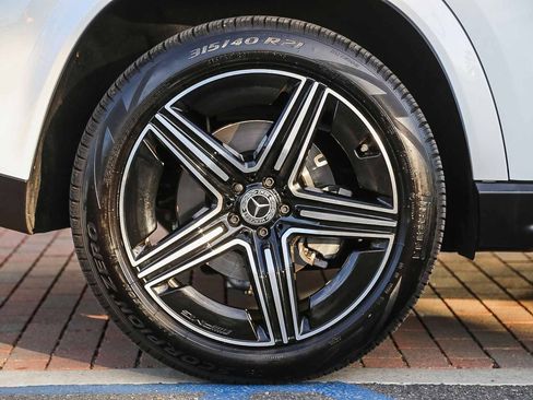 Used 2025 Mercedes-Benz GLE 450e 4MATIC image 11