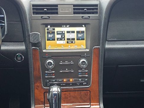 Used 2016 Lincoln Navigator L Select image 27