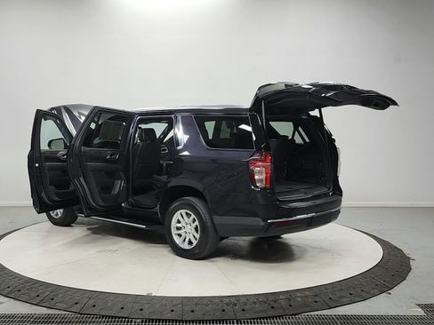 Used 2023 Chevrolet Tahoe LT RWD image 13