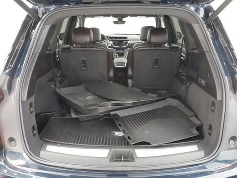 Used 2024 Cadillac XT6 Premium Luxury w/ Technology Package AWD/4WD image 22
