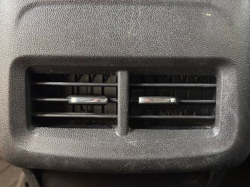 Used 2022 Chevrolet Equinox LT FWD image 20