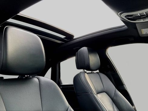 Used 2020 Porsche Macan AWD/4WD image 26