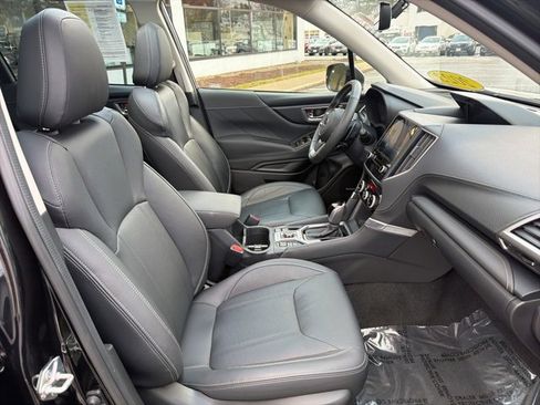 Used 2023 Subaru Forester Touring image 19