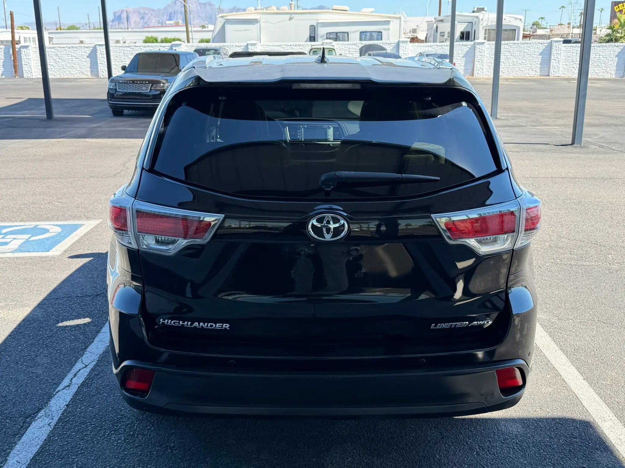 Used 2015 Toyota Highlander Limited AWD/4WD image 8