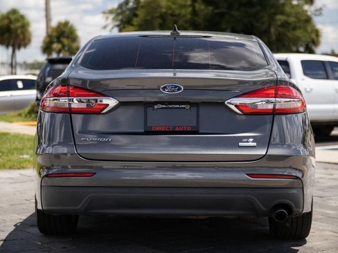 Used 2019 Ford Fusion SE FWD image 11