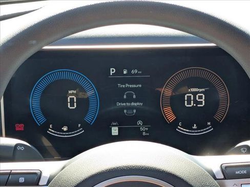 Used 2025 Hyundai Tucson SEL image 11