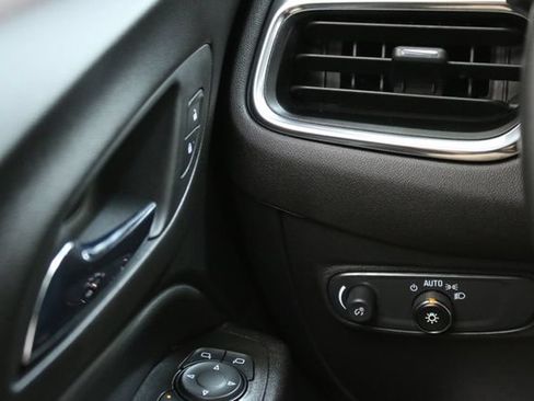 Certified 2024 Chevrolet Equinox LT AWD/4WD image 18