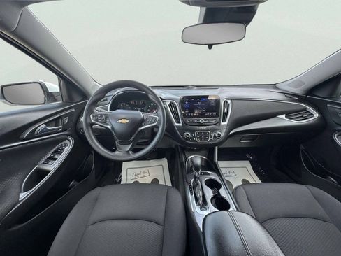 Used 2023 Chevrolet Malibu LT FWD image 23