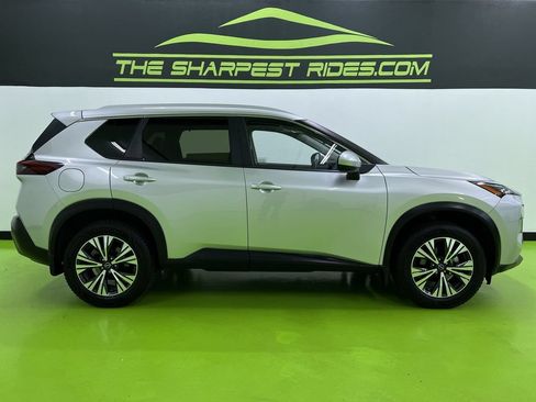 Used 2023 Nissan Rogue SV w/ SV Premium B Package AWD/4WD image 11