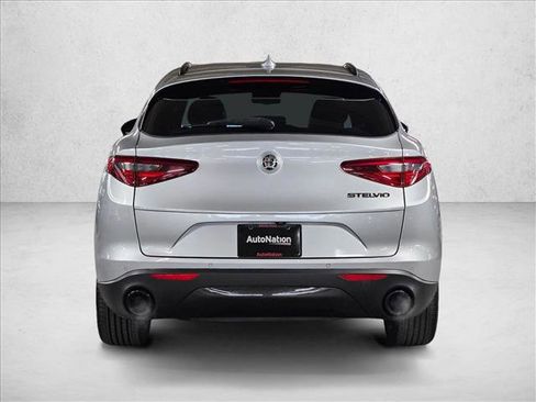 Used 2020 Alfa Romeo Stelvio w/ Nero Edizione image 7