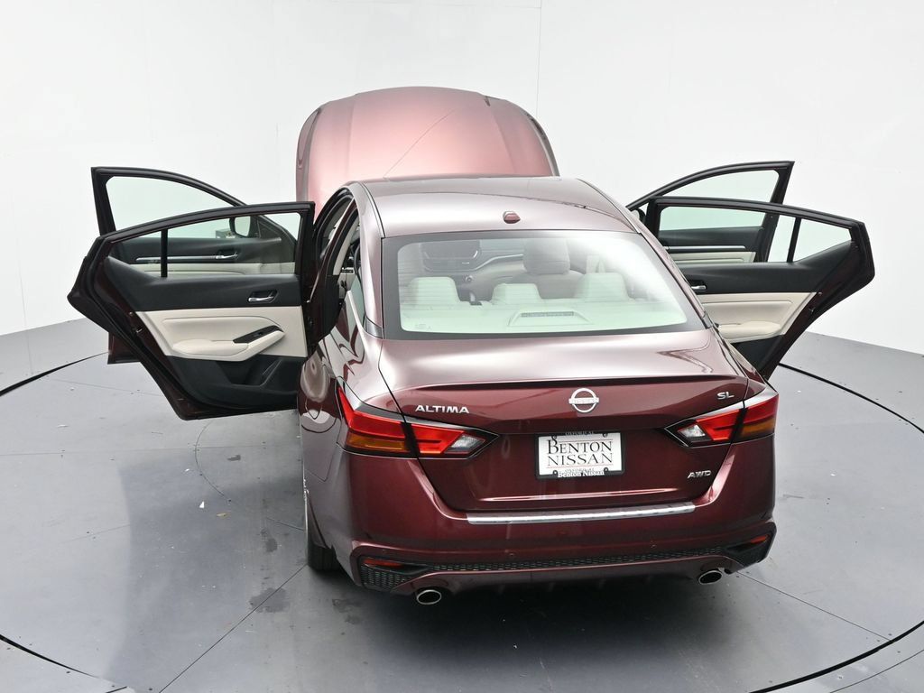 Used 2023 Nissan Altima 2.5 SL AWD/4WD image 22