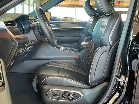 Used 2022 Jeep Grand Cherokee Summit w/ Advanced Protech Group IV AWD/4WD image 11