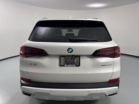 Certified 2023 BMW X5 xDrive40i w/ Luxury Seating Package image 5